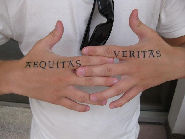 Aequitas-veritas