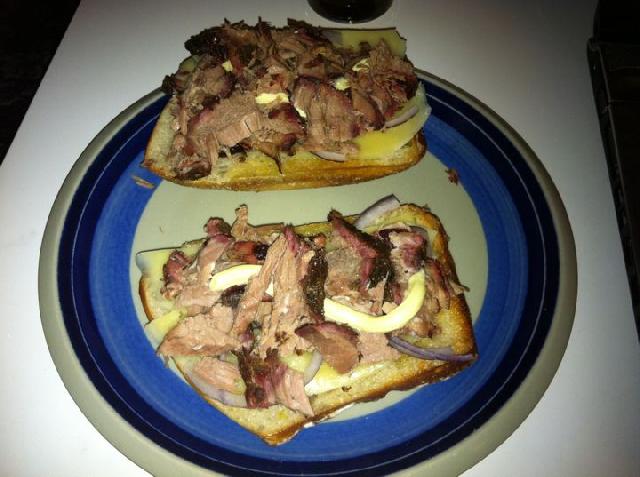 Högrev ala "pulled beef"