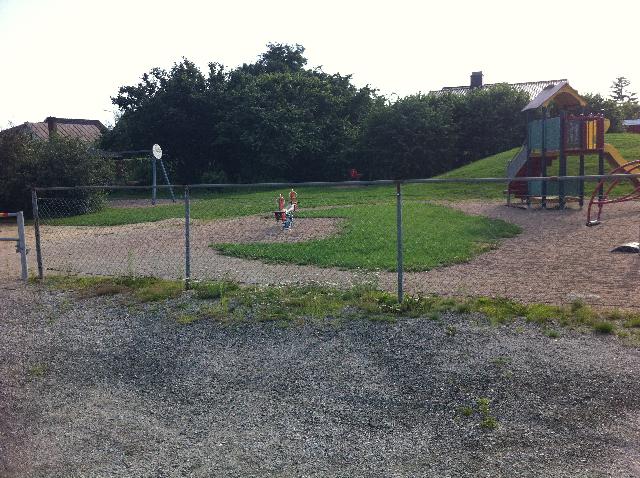 Lekpark / offentlig toalett